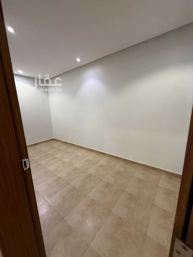 7 bedroom villa in An Nafal, Riyadh 9