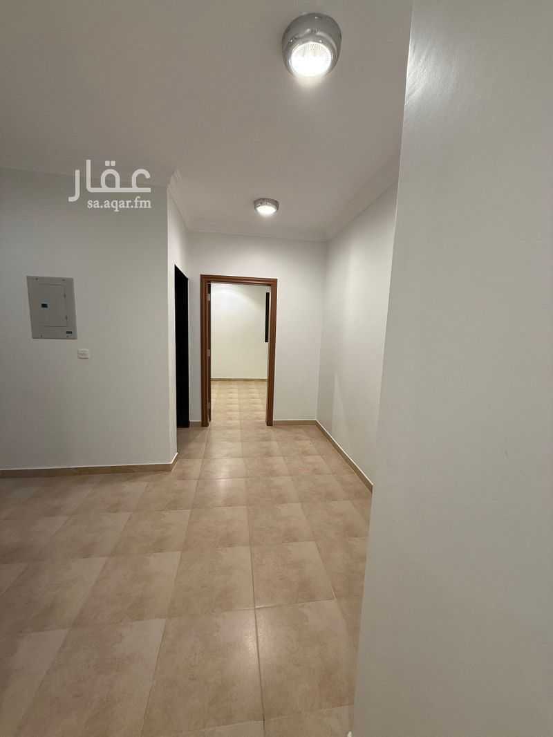 7 bedroom villa in An Nafal, Riyadh 15