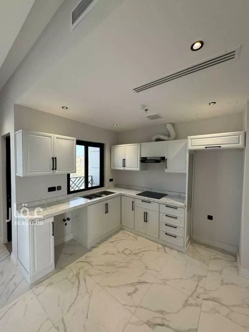 4 bedroom apartment in Al Malqa 2