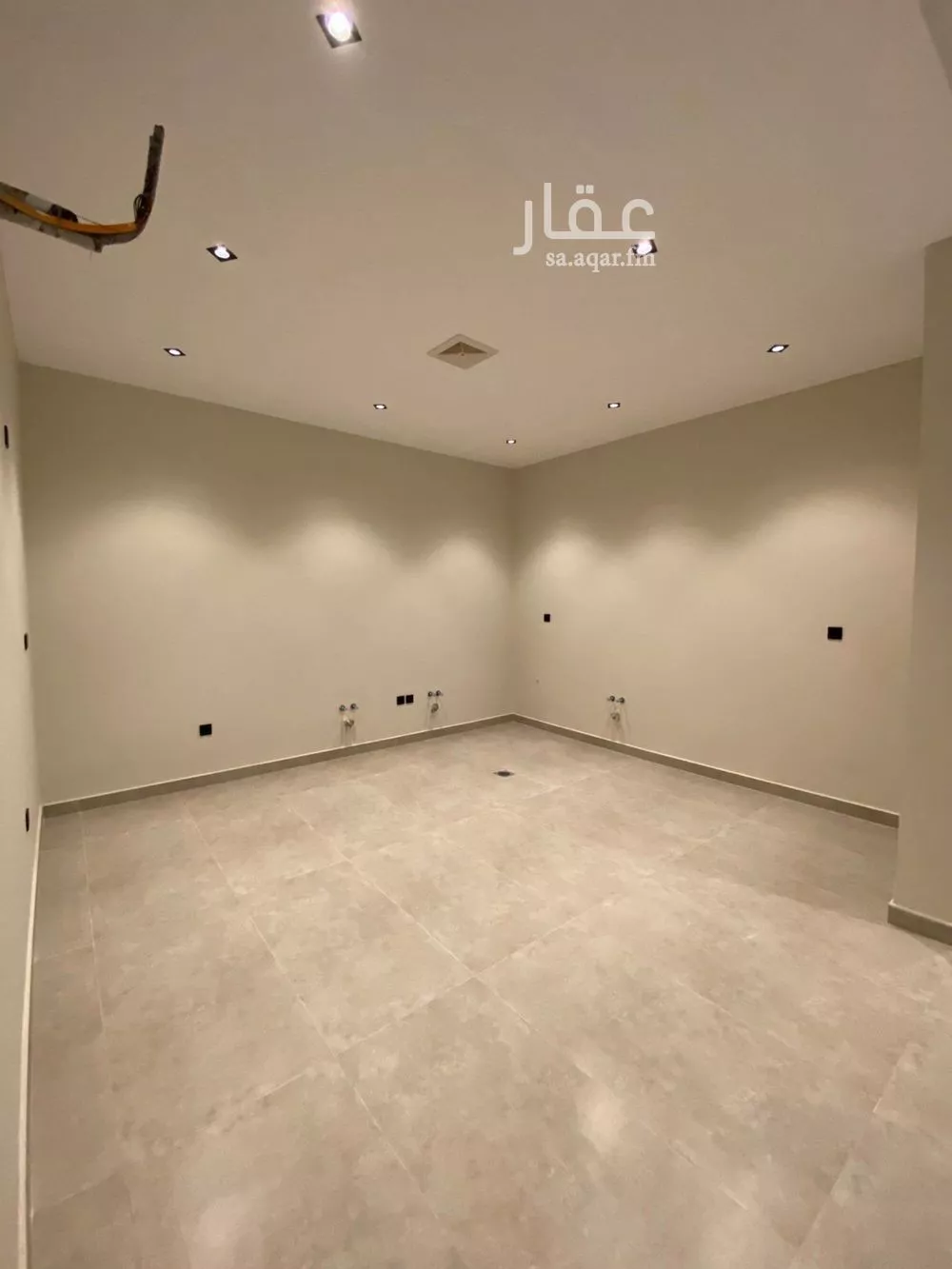 شقة 6 غرف في السلامة 5