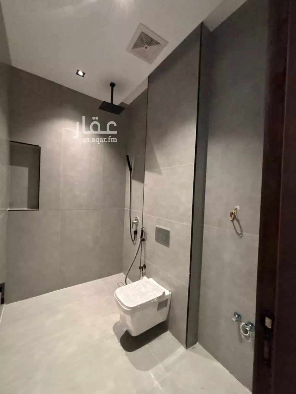 5 bedroom apartment in Al Zahra 3