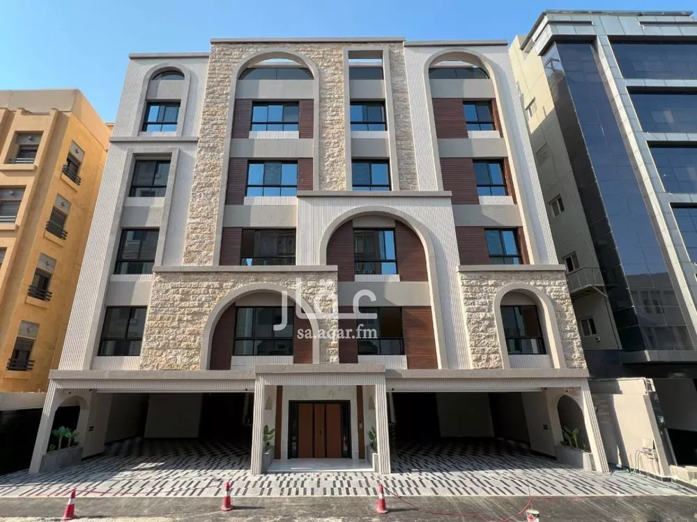 عمارة 173 م² في السلامة 1