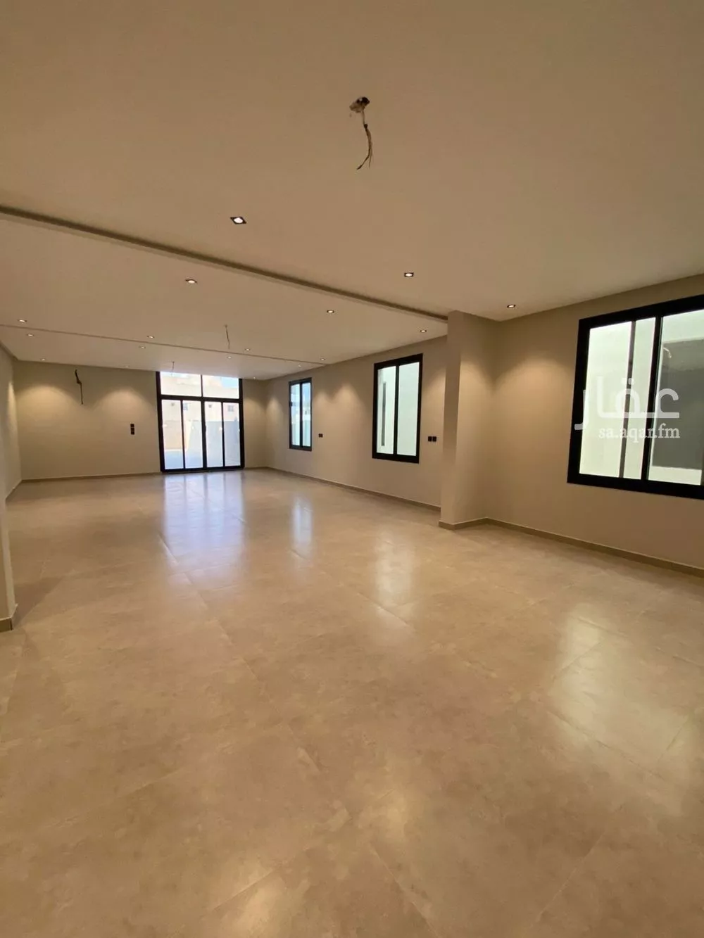 شقة 6 غرف في السلامة 4