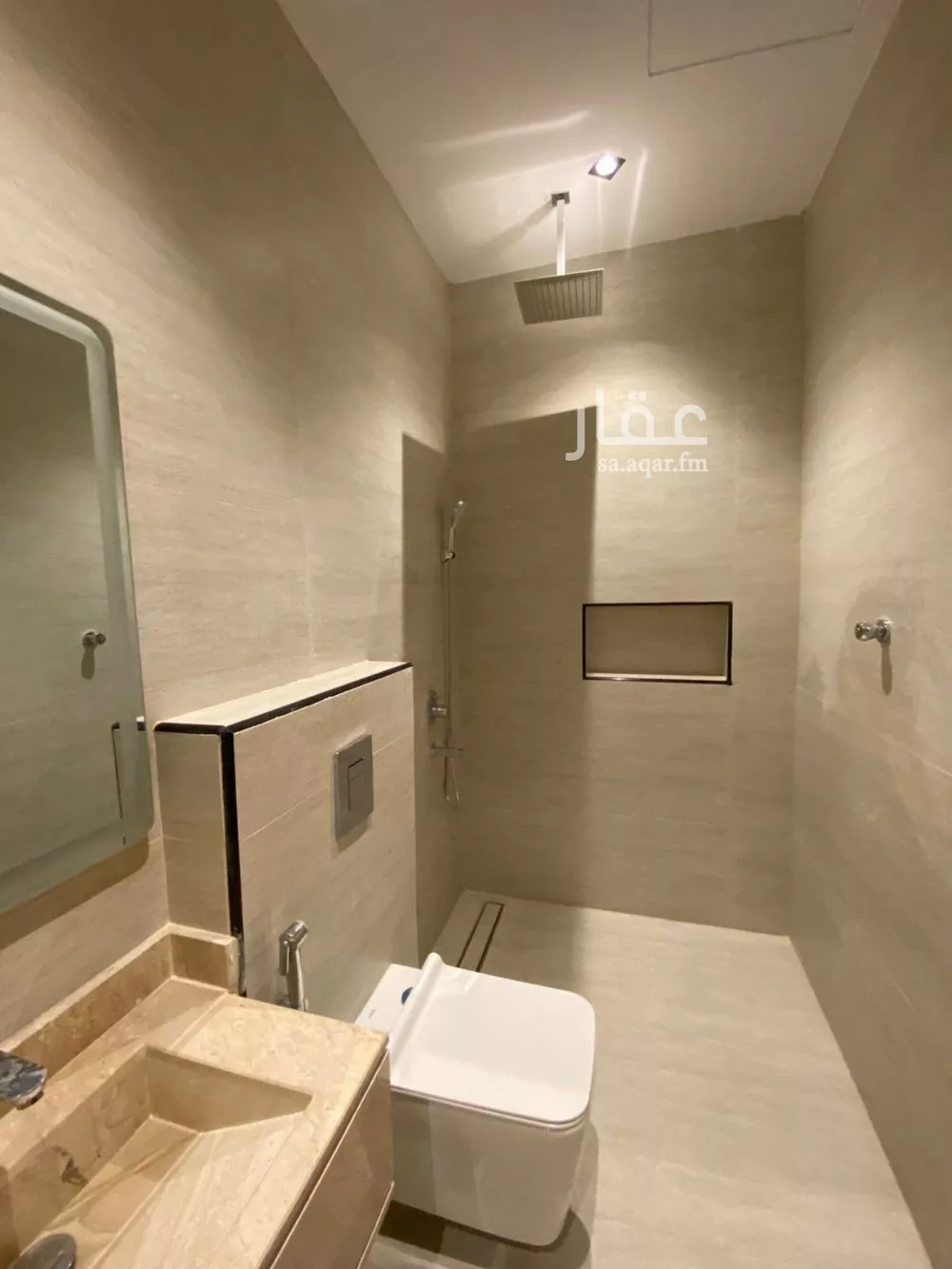 شقة 6 غرف في السلامة 1