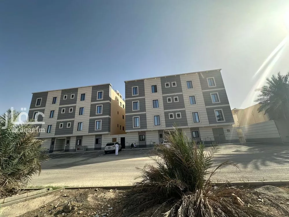 شقة 4 غرف في بدر 4