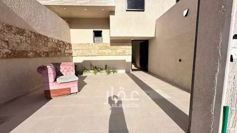 7 bedroom floor in Dhahrat Namar 2