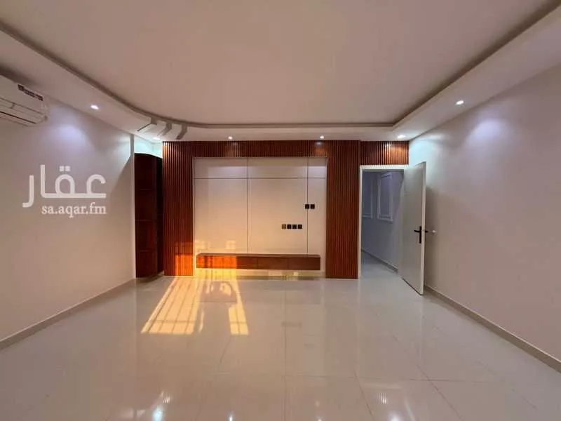 شقة 4 غرف في الحزم 5