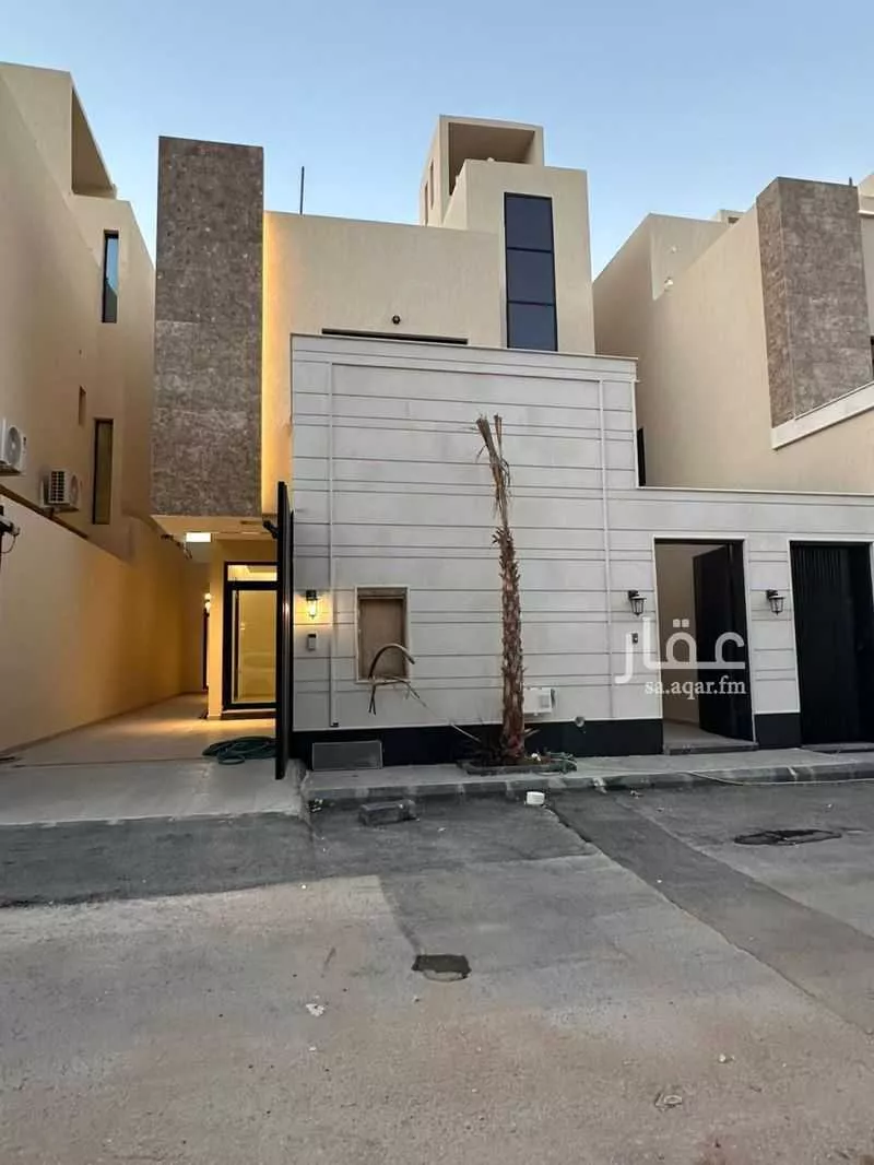 5 bedroom villa in Al Rimal