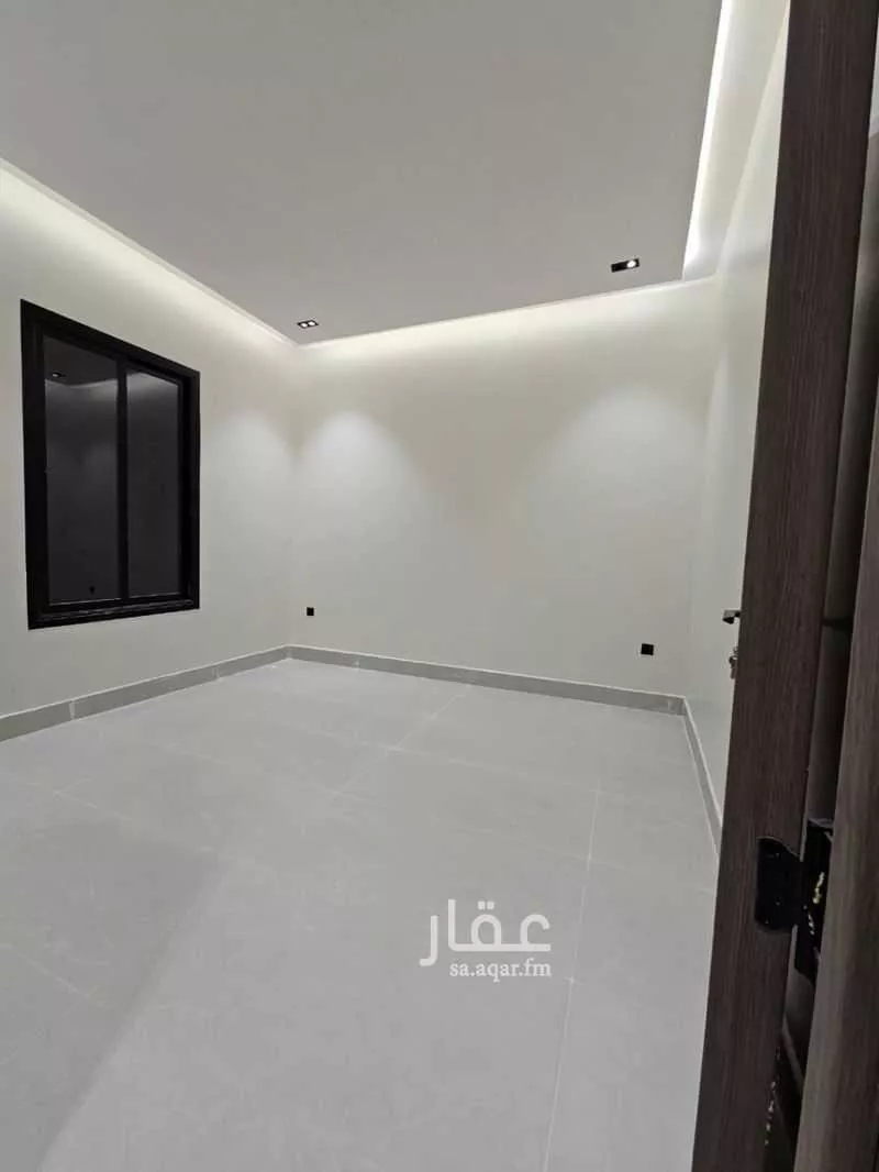 شقة 4 غرف في الرمال 1