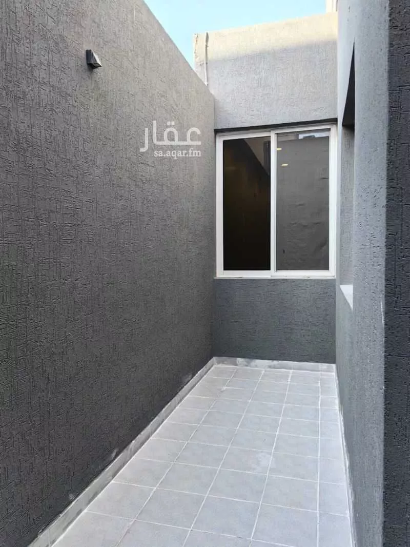 دور 3 غرف في العارض 4