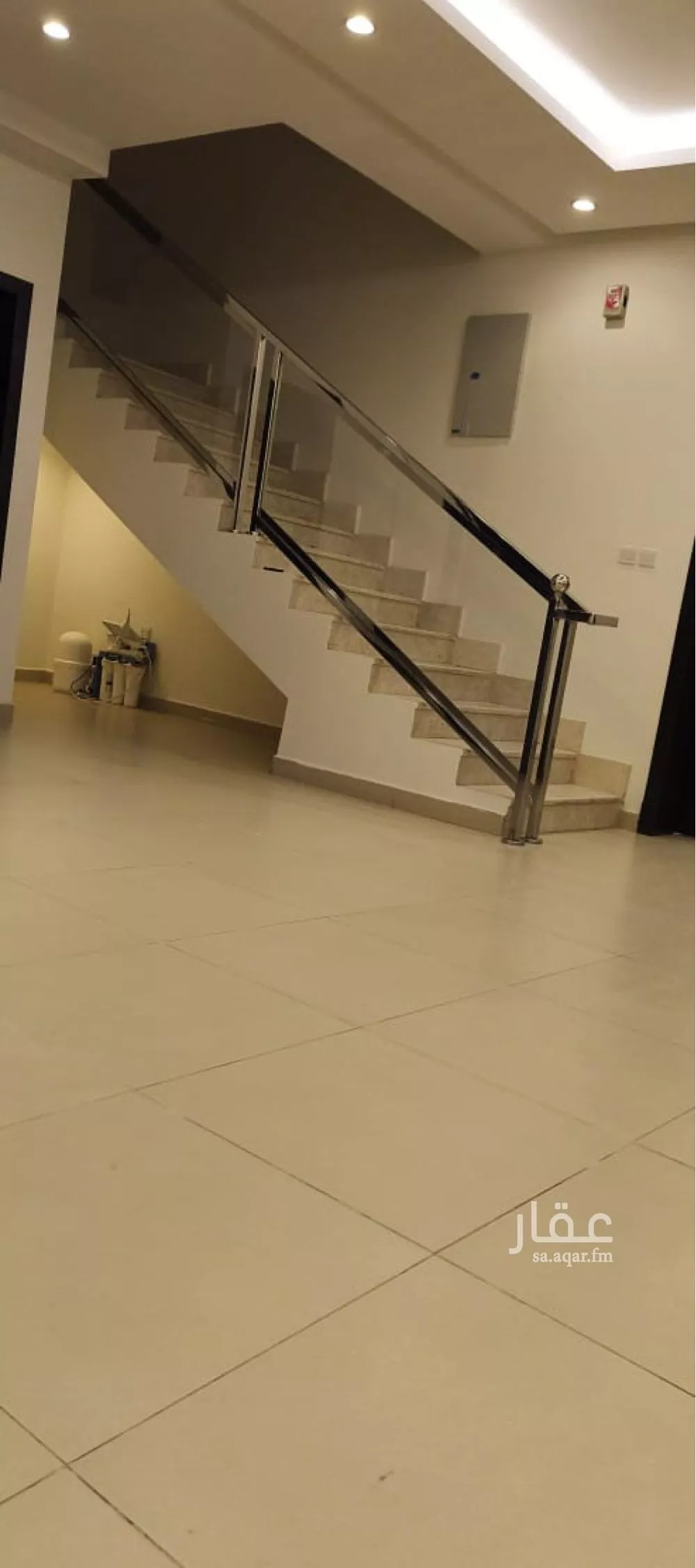 فيلا 5 غرف في العارض 3