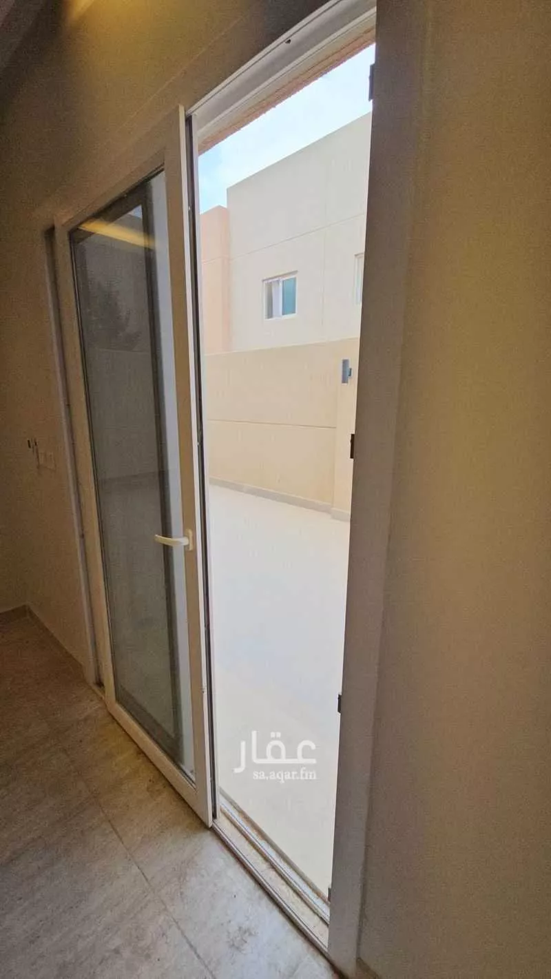 فيلا 4 غرف في الرياض 3