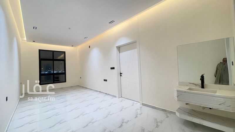 4 bedroom apartment in Dhahrat Namar, Riyadh 7