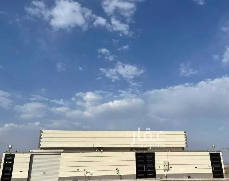 750 sqm building in Khakh