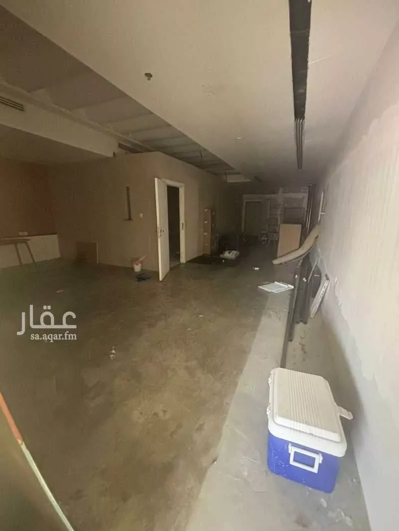 4815 sqm shop in Al Yarmouk 4