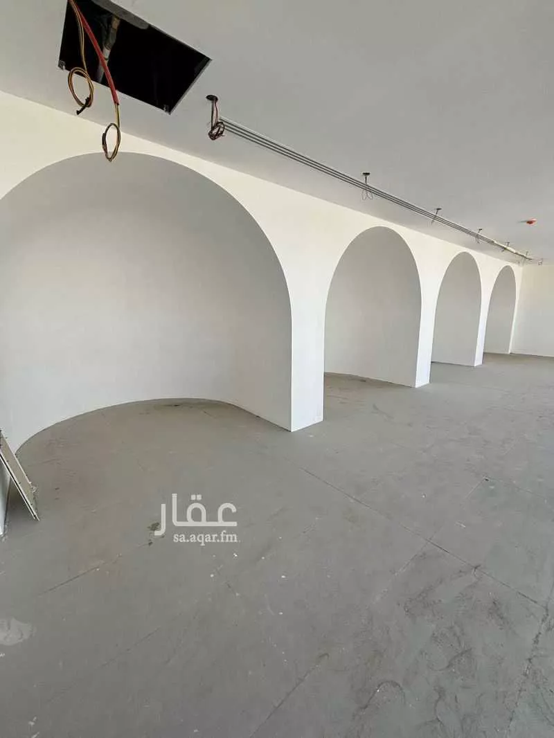 محل 4815 م² في اليرموك 5