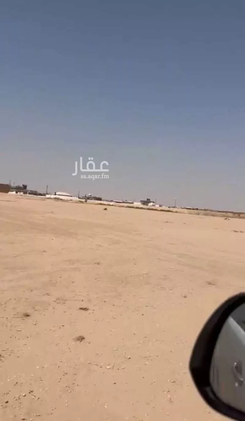 أرض 900 م² في الشرق 2