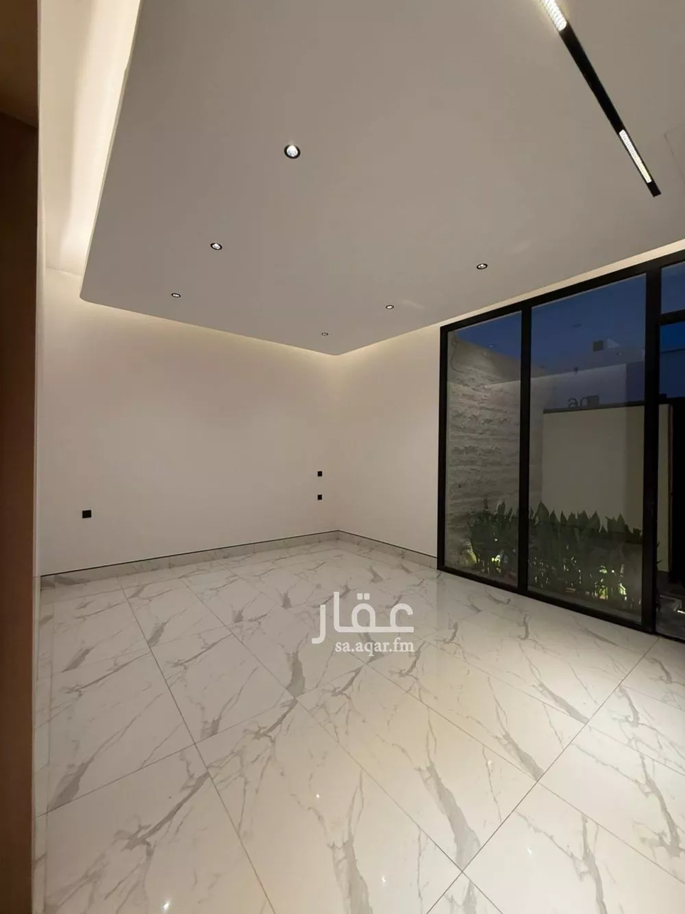 فيلا 5 غرف في النرجس 1