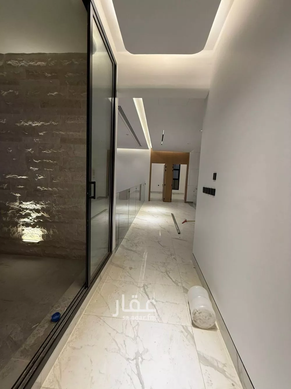 فيلا 5 غرف في النرجس 4