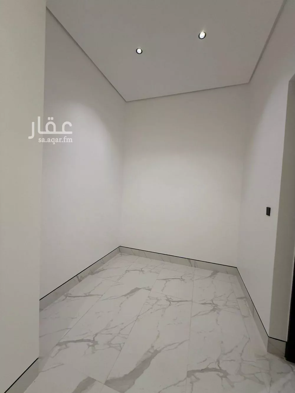 5 bedroom villa in Al Narjis 5