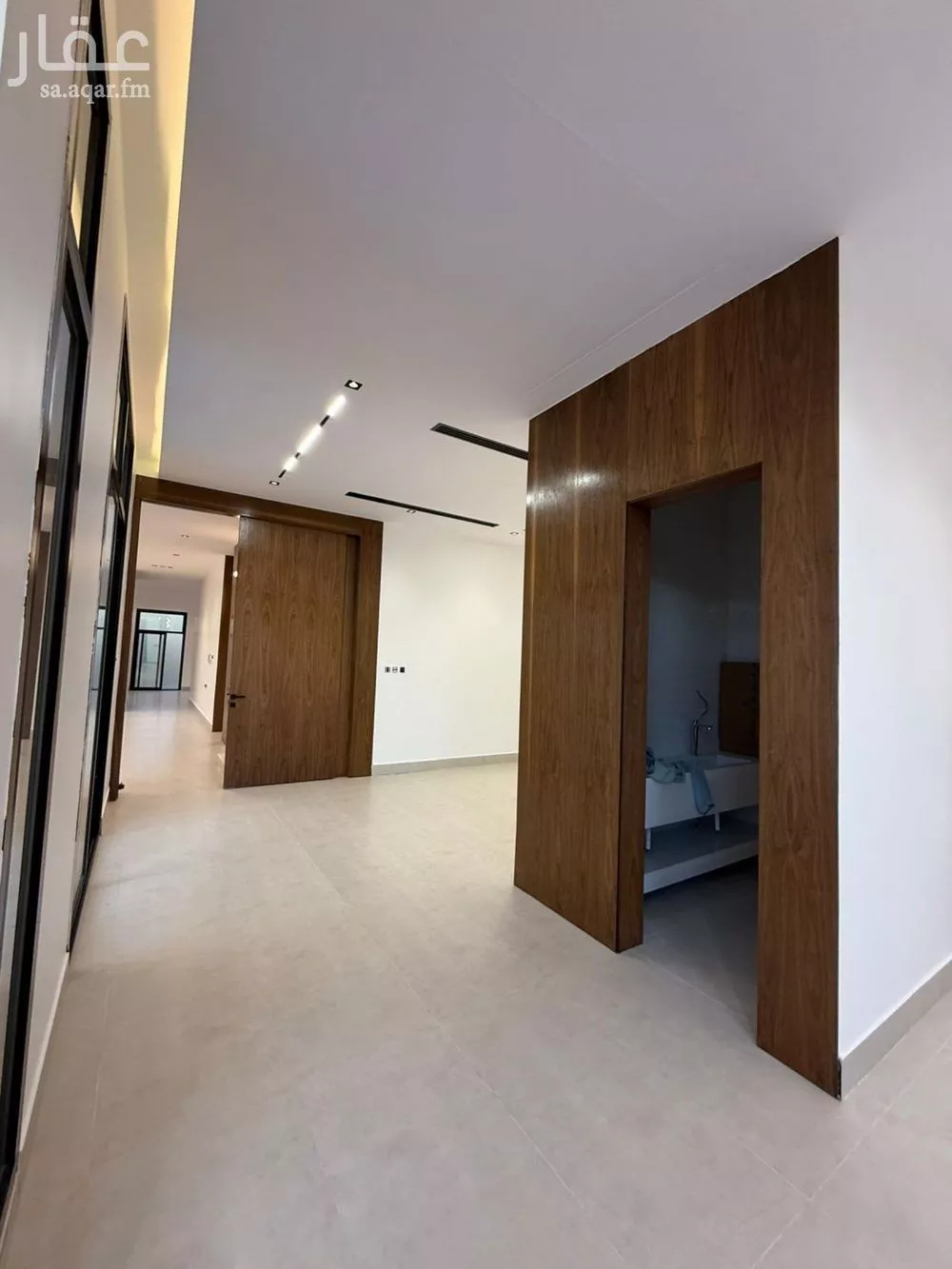 فيلا 4 غرف في النرجس 4