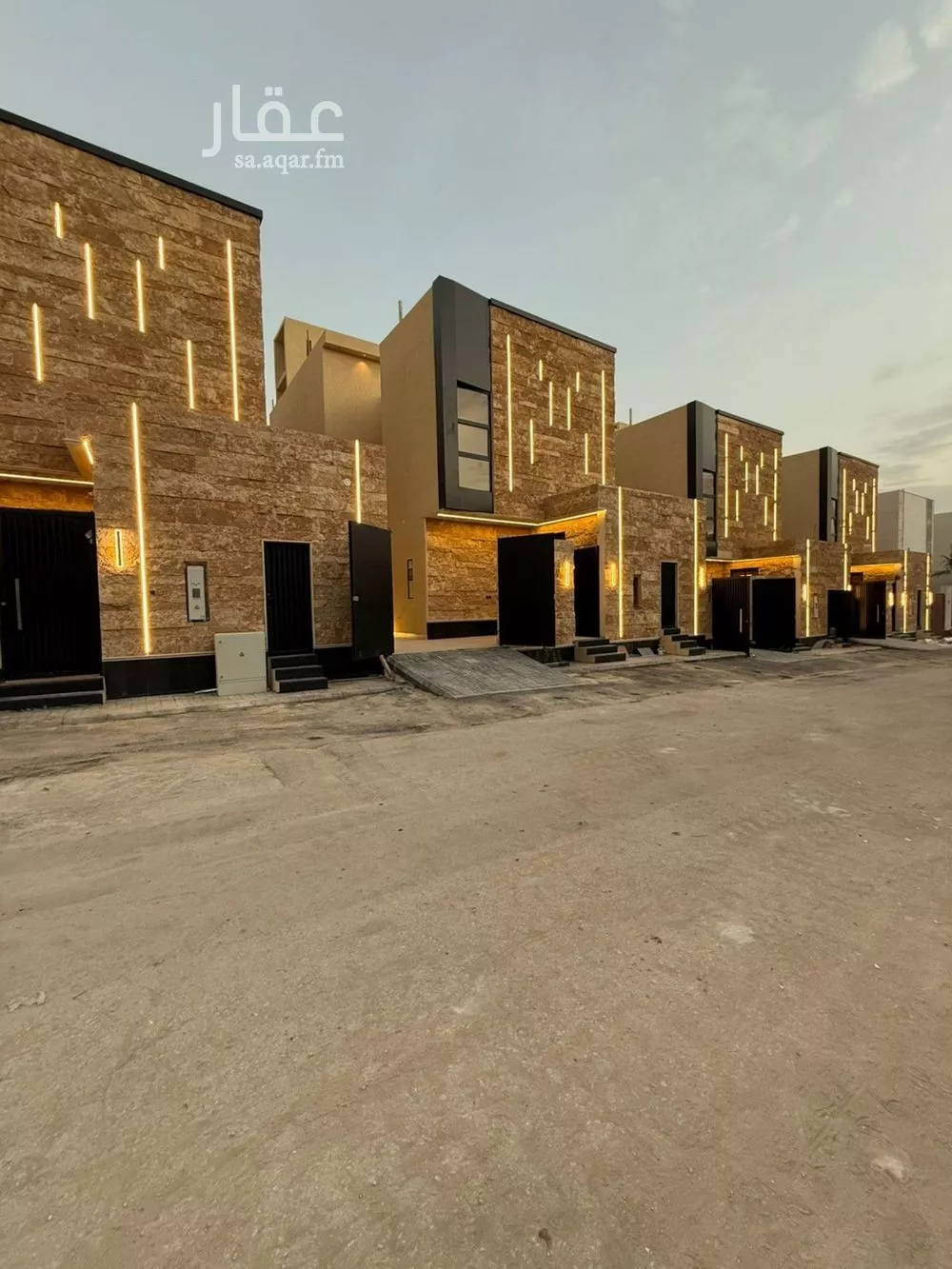 5 bedroom villa in Al Narjis 1