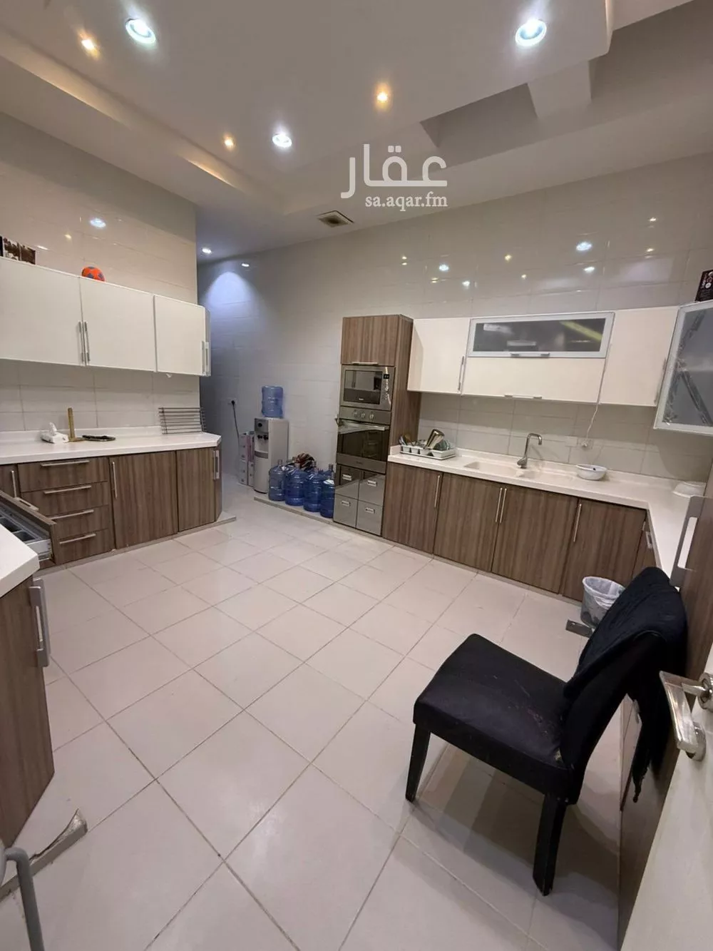 فيلا 6 غرف في النرجس 4