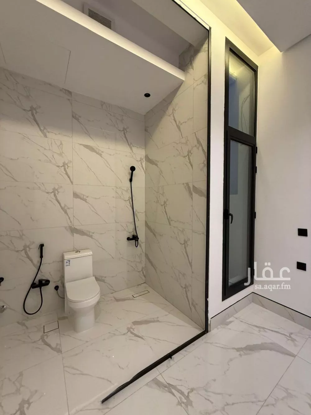 5 bedroom villa in Al Narjis 3