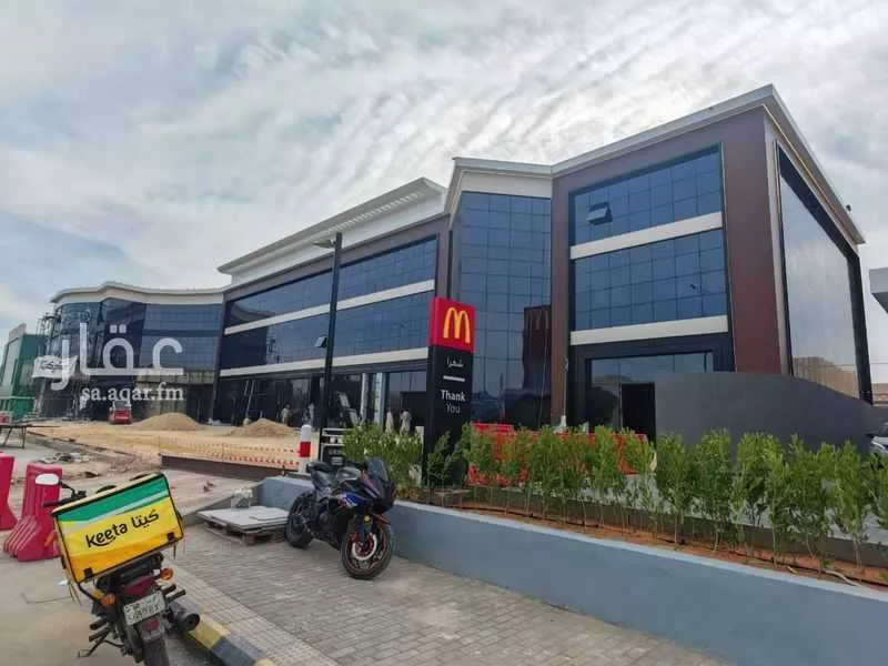 1 bedroom office in Al Rabwa, Riyadh 6