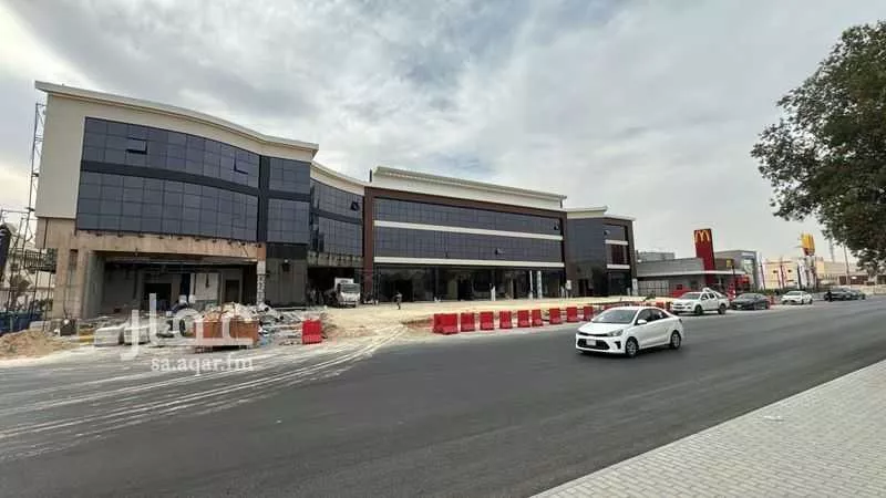 1 bedroom office in Al Rabwa, Riyadh 8