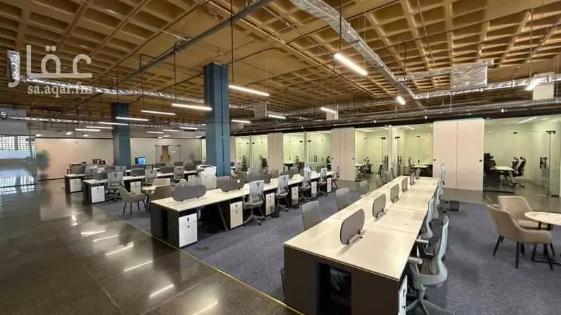 مكتب 1000 م² في الرياض 2