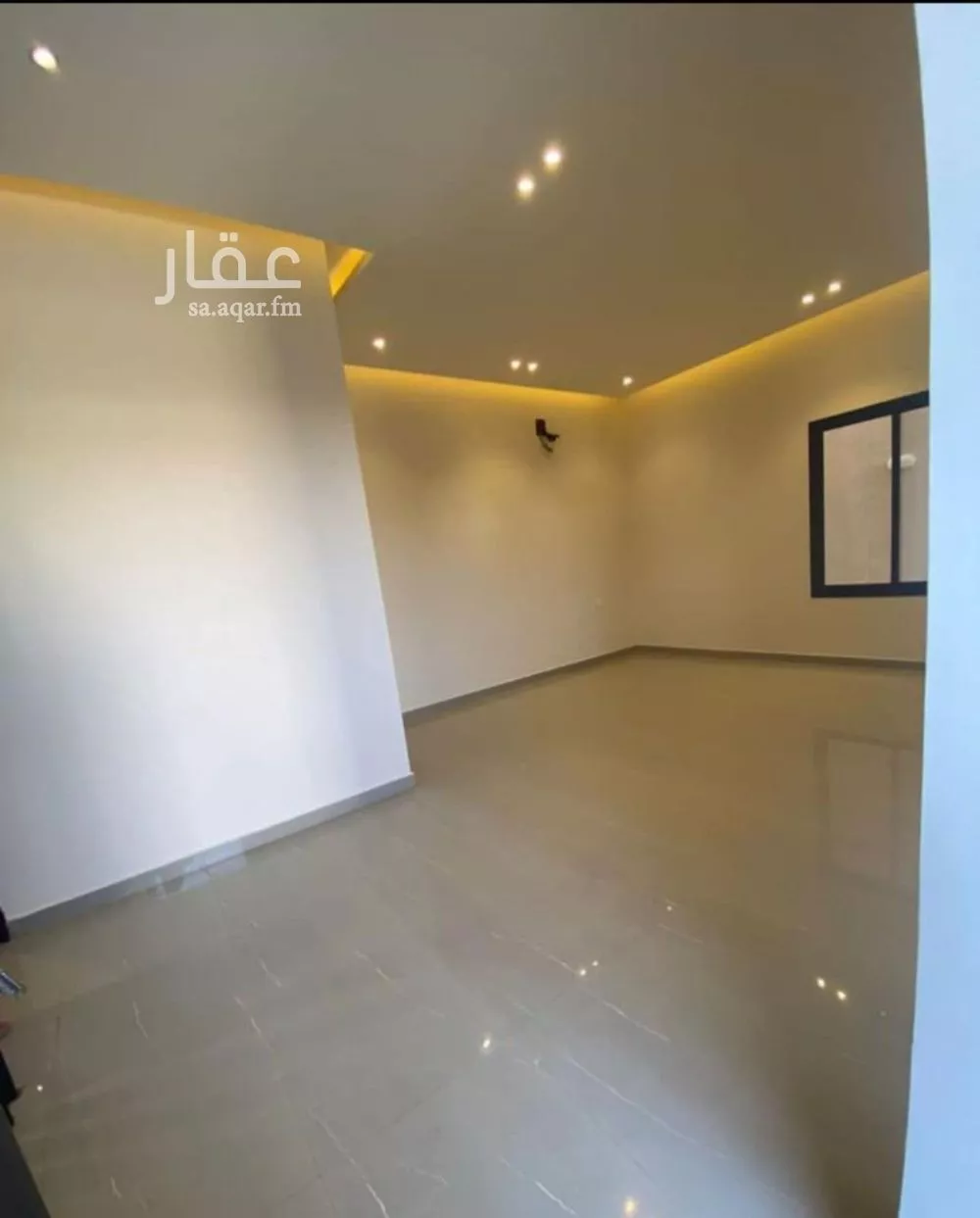 فيلا 6 غرف في العارض 5