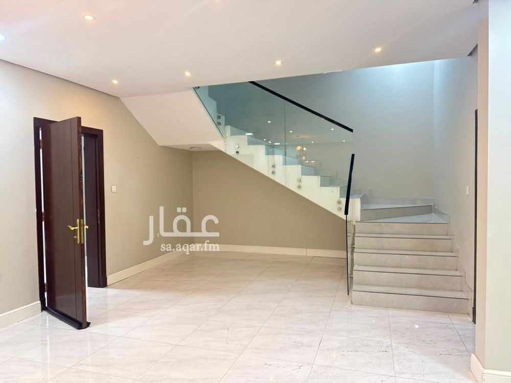 4 bedroom villa in Al Amwaj, Eastern Province 8
