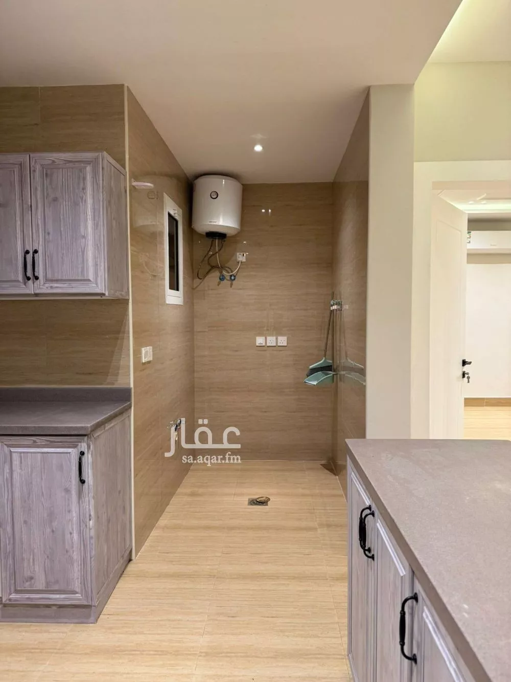 شقة 5 غرف في الحمرا 3