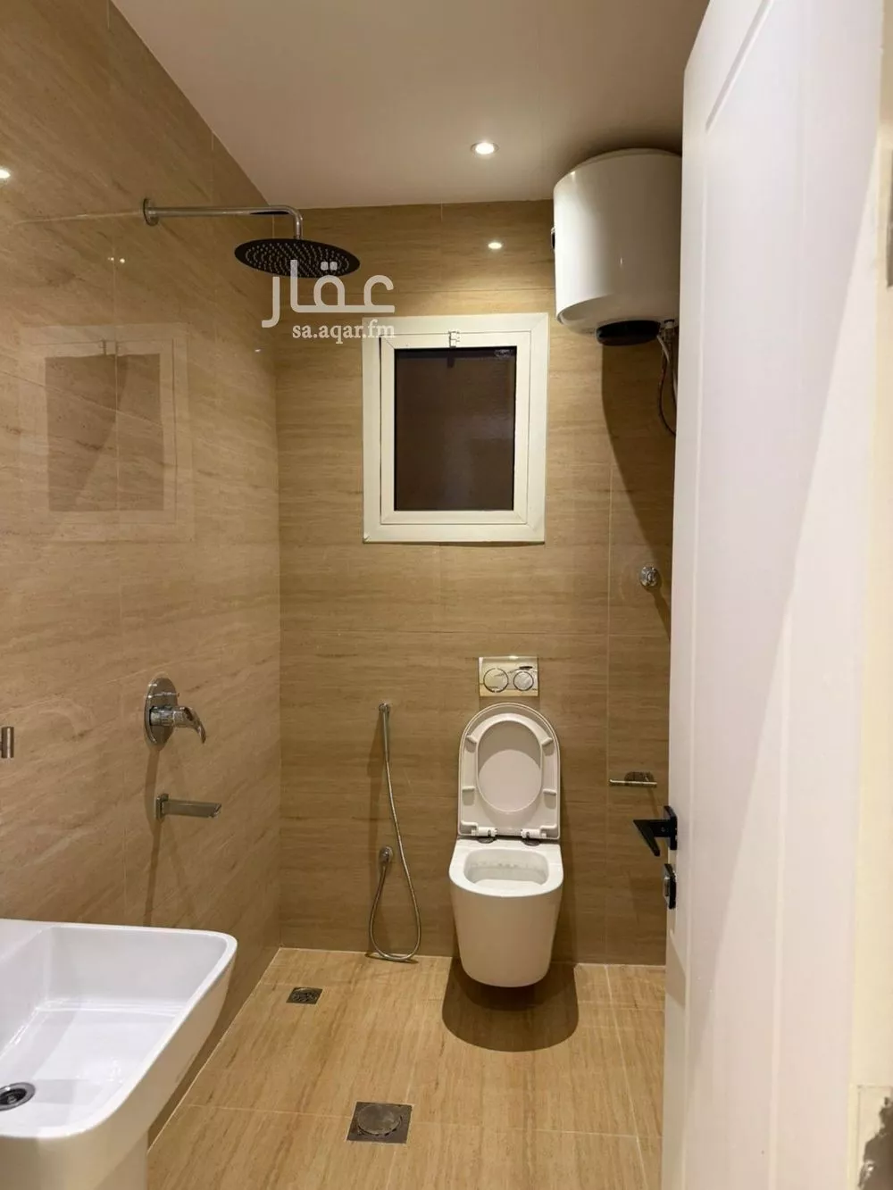 شقة 5 غرف في الحمرا 5