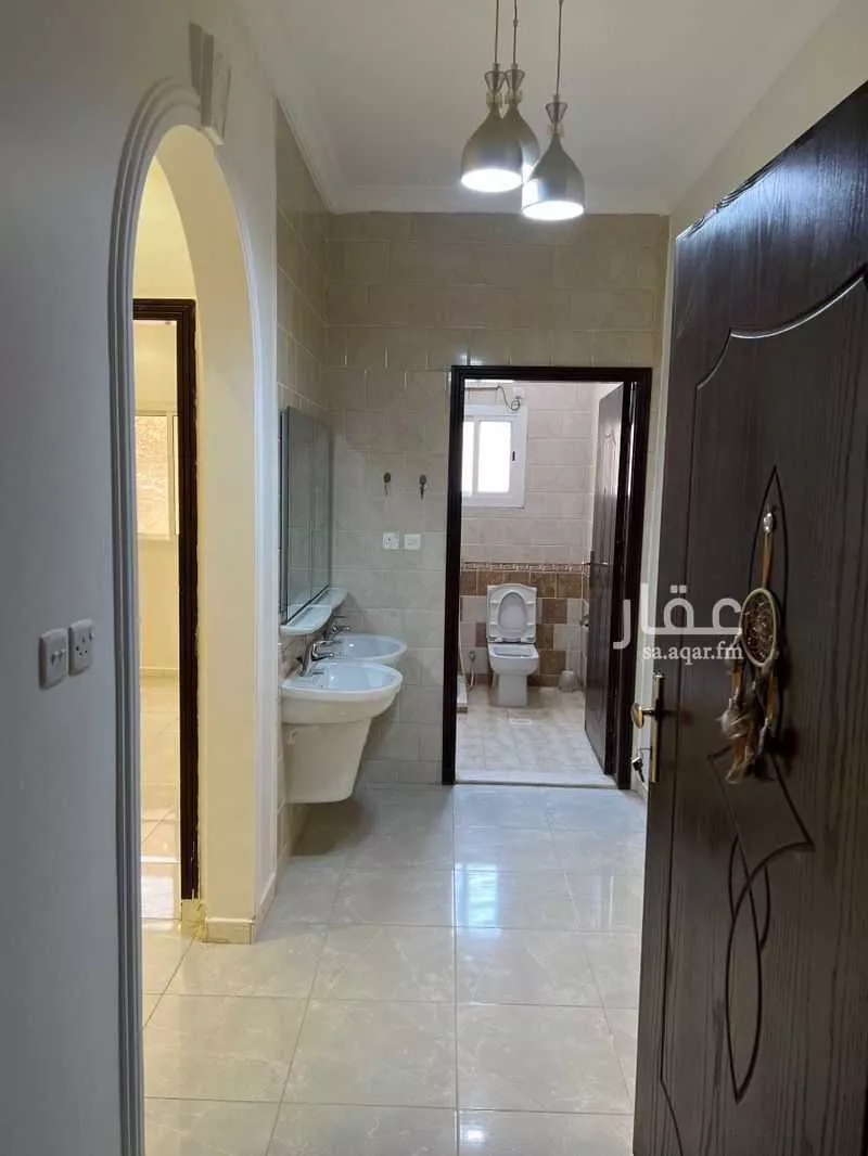 شقة 5 غرف في الحمراء و ام الجود 4