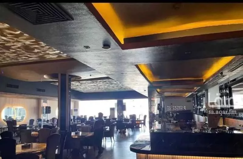 محل 1726 م² في الخبر الشمالية 2