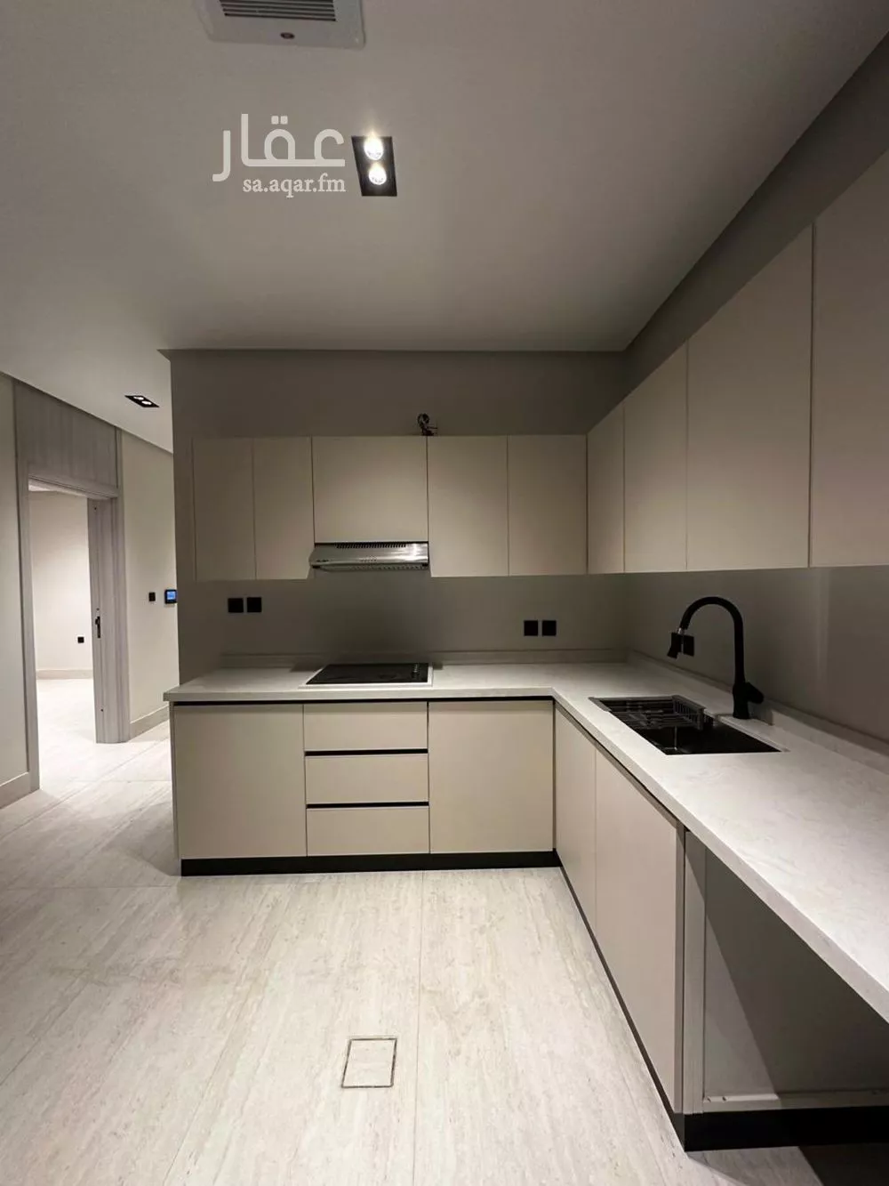 شقة 3 غرف في العارض 4