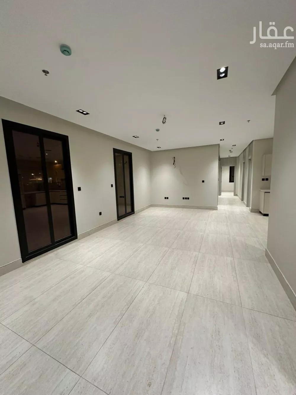 شقة 3 غرف في العارض 3