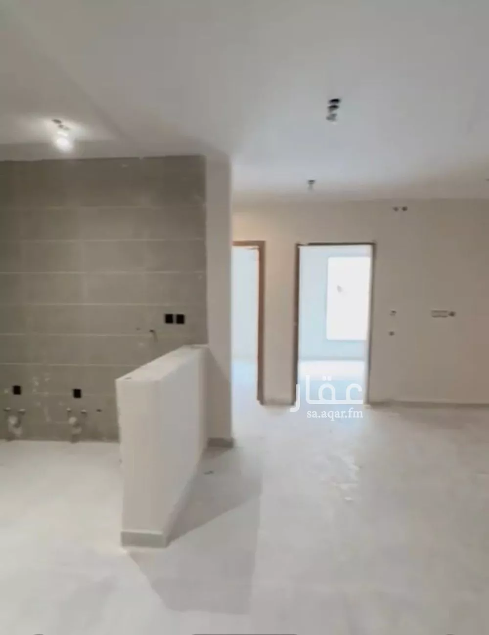 شقة 4 غرف في النزهة 4