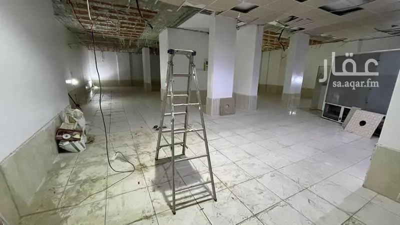 shop in Abruq Ar Rughamah, Jeddah 6