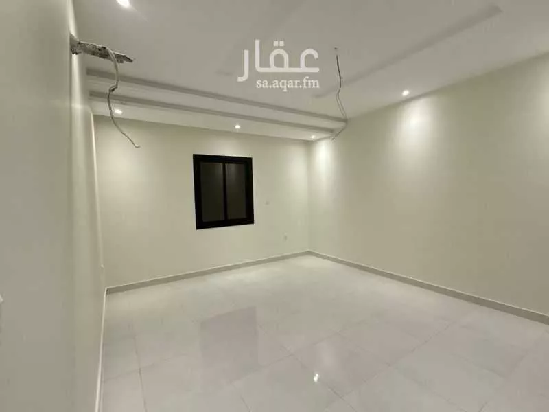 شقة 5 غرف في الصفا 4