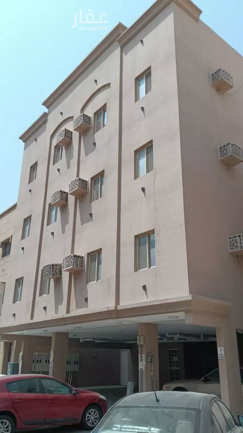 عمارة 348 م² في العقربية 2