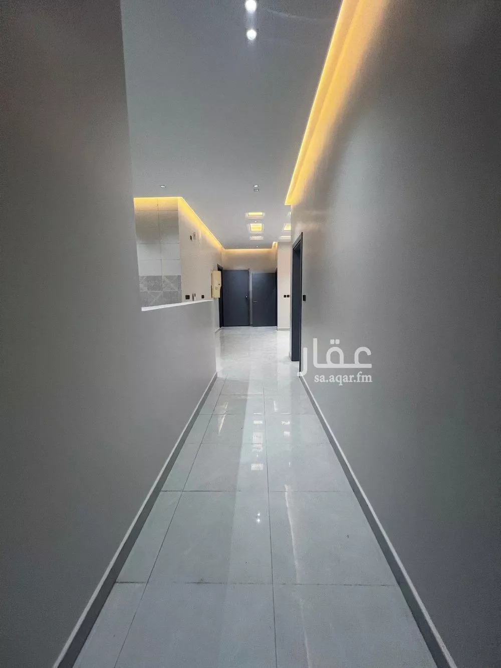 شقة 6 غرف في الريان 2