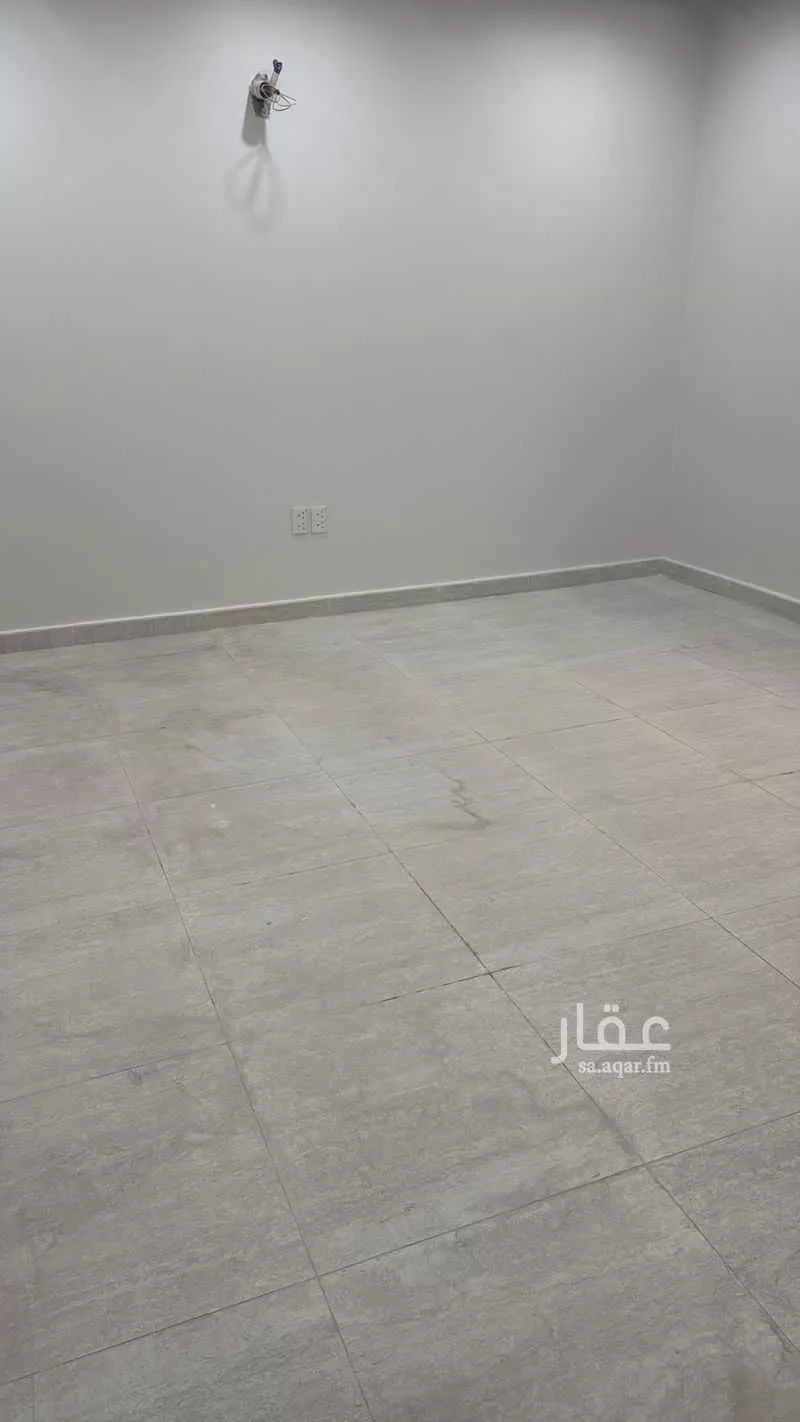 18 bedroom building in An Nasiriyah, Eastern Province 6