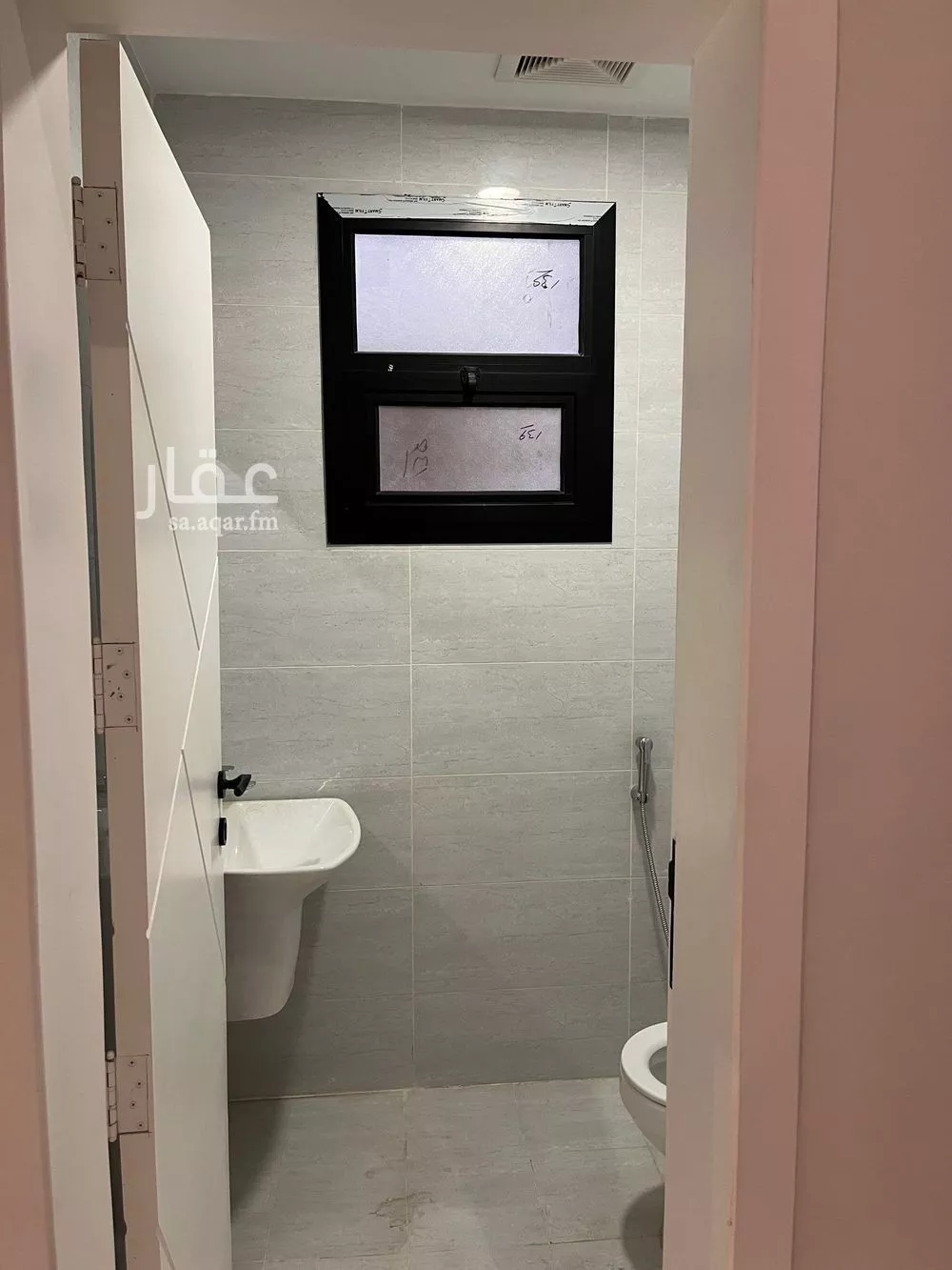 شقة 3 غرف في الحمرا 3