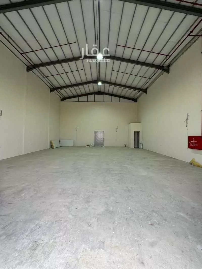 warehouse in Al Misfat, Riyadh 4