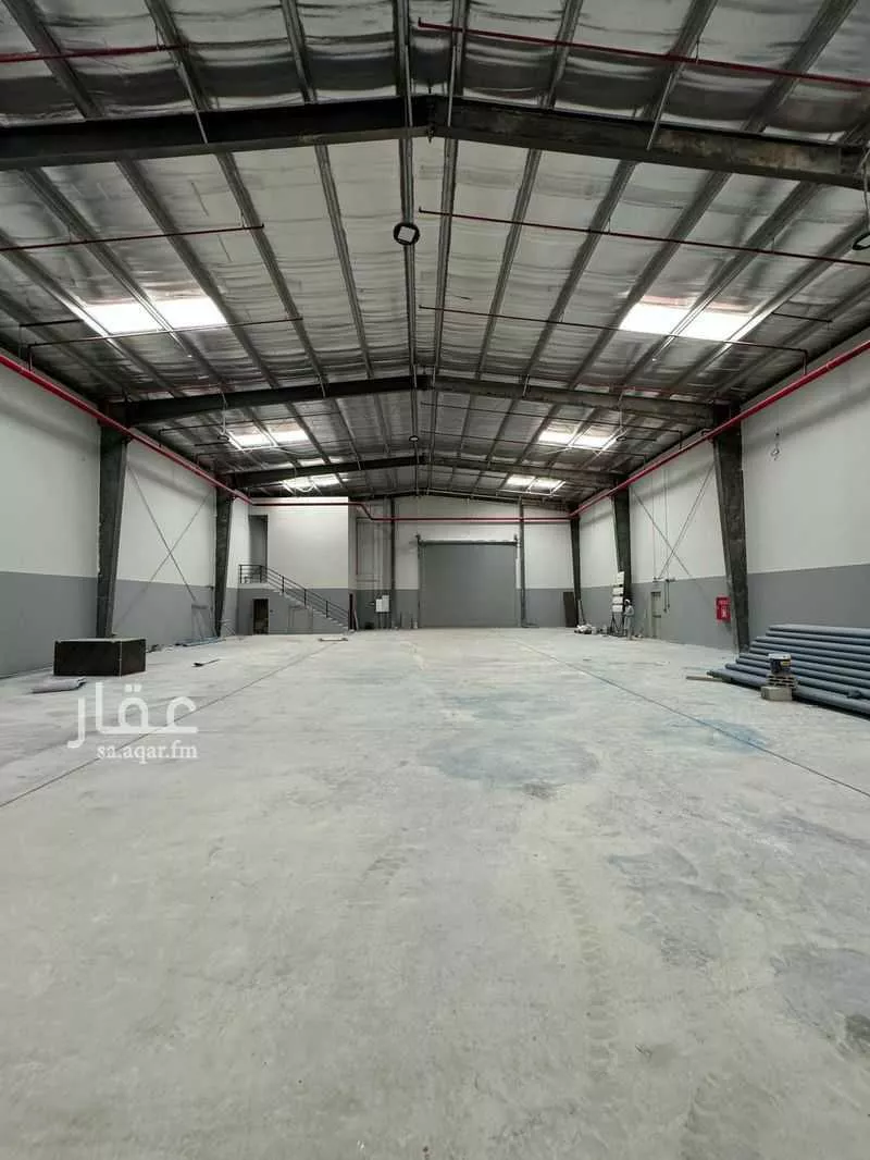 4250 sqm warehouse in Taibah 4