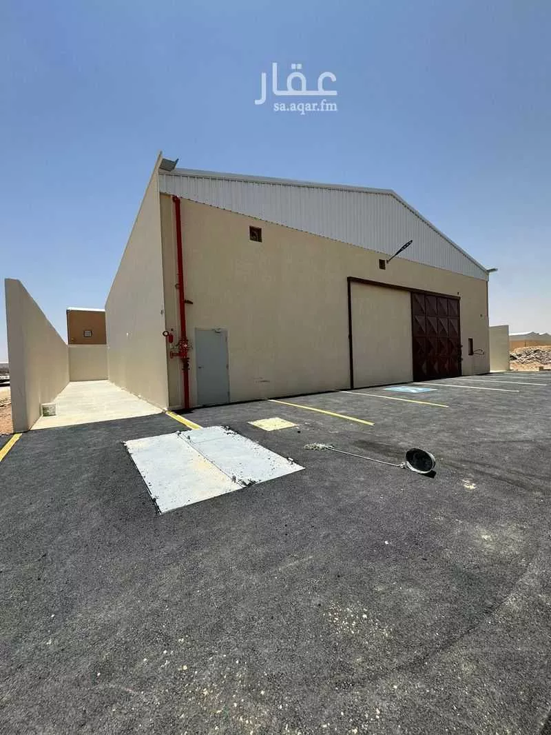 مستودع 750 م² في الرياض 2