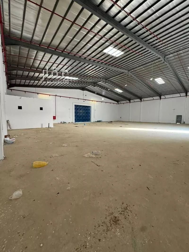 مستودع 1600 م² في المصفاة 3